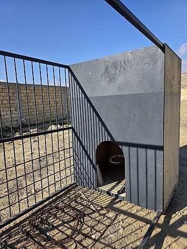dok it: Metal karkaslı İt yuvası, Daxma. Möhkəm material qalın armaturlarla - — 3
