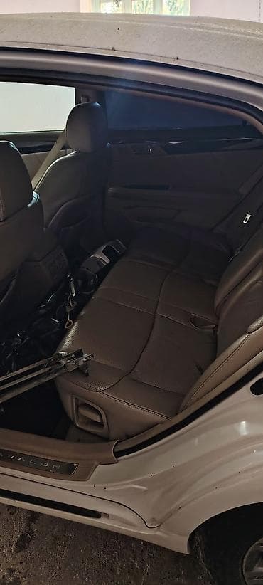 Toyota Avalon: 3.5 л | 2006 г. Седан — 3