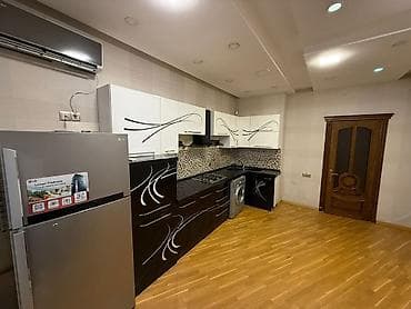 Nizami rayonu, Neftçilər metrosunun yaxını, Real Sarayın yanında, yeni — 6