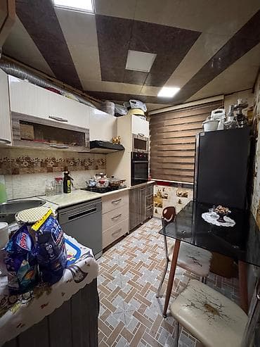 stimul hospital: Bakı, Bakıxanov qəs., 2 otaqlı, Köhnə tikili, 60 kv. m — 3