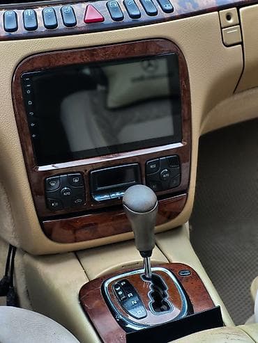 Mercedes-Benz S-Class: 3.2 l | 2001 il Sedan — 8
