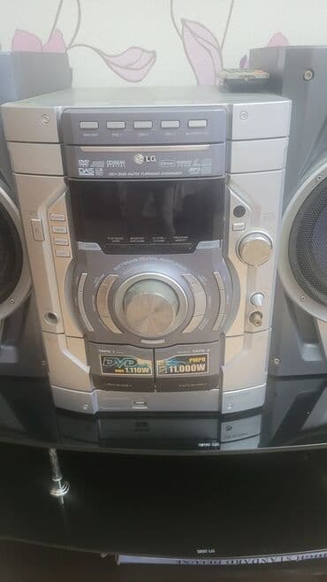 LG ev kinoteatrı/audio sistemi Xüsusiyyətlər: - Mərkəzi blok