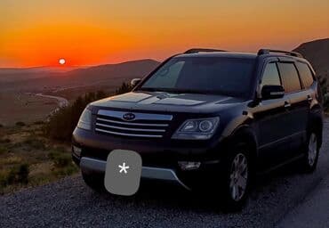 7 nəfərlik avtomobillər: Kia Mohave 2008ci il 7 yerlik Benzin və Qazla işləyir (sənədində qeyd — 9