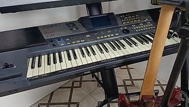 musiqi aleti: Sintezator, Roland — 2
