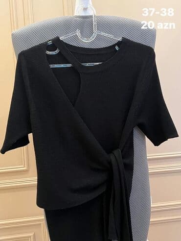 Пиджаки: Hər birinin qiymət və ölçüsü qeyd olunub Yüksək keyfiyyətlidir yeni — 3