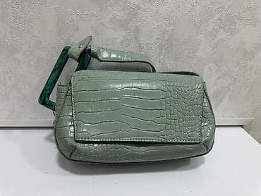 Məhsul: Zərif qadın çantası - Rəng: Solğun yaşıl (sage green) - at lalafo.az Məhsul: Zərif qadın çantası - Rəng: Solğun yaşıl (sage green) -