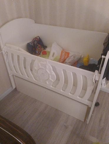 ucuz stol stullar: Yeni, Təknəfərlik çarpayı, Bazalı, Matras ilə, Siyirməli, Azərbaycan — 1