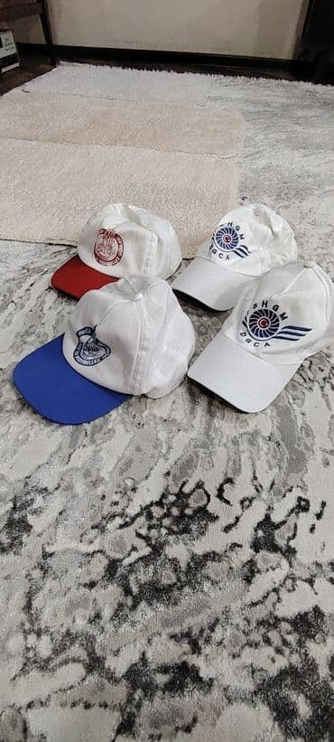 Beysbolkalar hərəsi 1 azn. Çox Az işlənilib