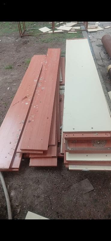 Qapılar və aksessuarlar: Corni polluq qalin taxtalar satilir tecili, kv 2 manat, Yasamal — 1