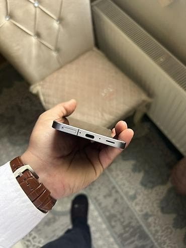atouch tablet se pro: Samsung Galaxy A56, 256 GB, rəng - Boz, Barmaq izi — 4