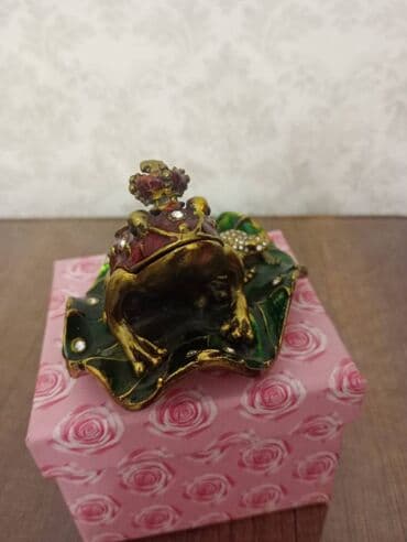 at fiquru: Fiqur — 1