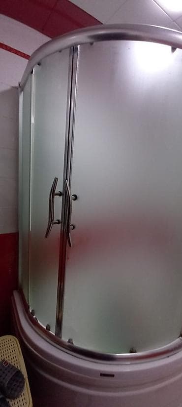 dus kabinler: Üstü açıq kabina, Künc üçün — 3