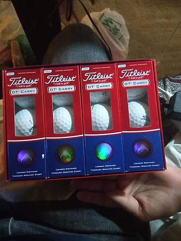 Məhsul: Titleist DT Carry qolf topları (4 qutu – hər qutuda 3 top)