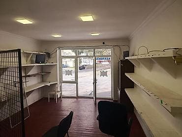 Qaraj 30m² sahəsidir Texniki pasportu mövcuddur. Təmir edilib sağlam