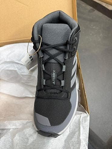 krasovkalar: Rəng - Boz Krossovkalar, Adidas, Ölçü: 33, Uniseks — 3