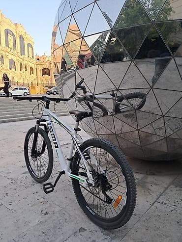 Şəhər velosipedləri: İşlənmiş Şəhər velosipedi Isma, 26", sürətlərin sayı: 7 — 3