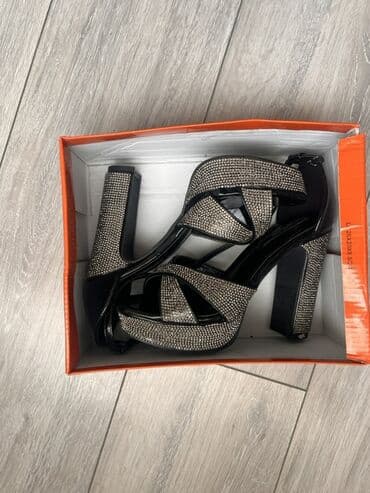 Tuflilər, FLO, Ölçü: 37, rəng - Qara, Yeni