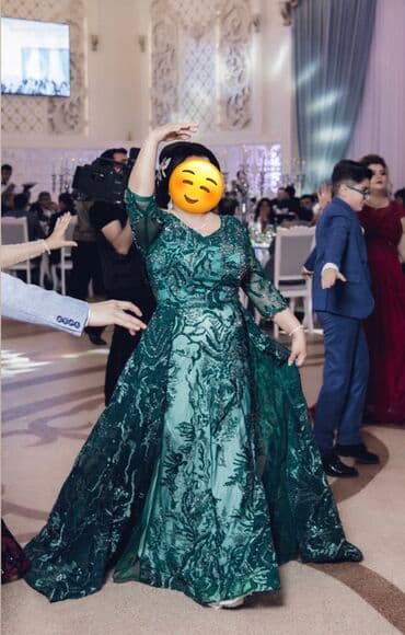 batinka satisi: Ziyafet geyimleri satilir Benovweyi 48-50 olcu 250 Yasil XL-XXL olcu — 2