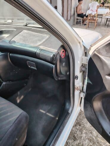 minik maşın: Opel Astra: 1.7 l | 1997 il 68000 km Universal — 6