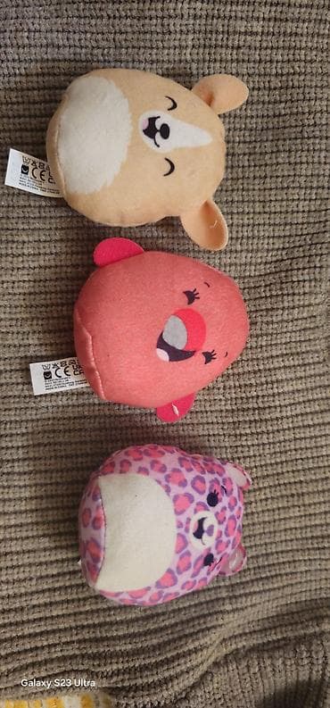 ucan teyyare oyuncaq: Mc donals oyuncaqlari satilir. her biri 2azn. 3ededdir. çatdirilma — 3