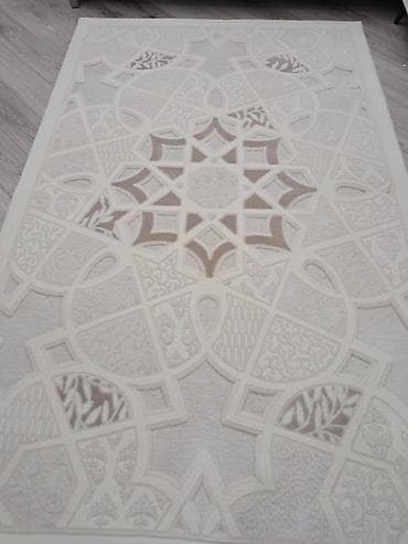 Məhsulun 3 ünün birlikdə qiyməti 250 azn. Məhsul: dekorativ xalça