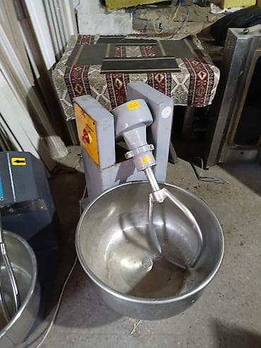 Dönər aparatları: Kafe və restoran avadanlıqları paketi Təsvir: - Şaquli dönər ocağı – — 6