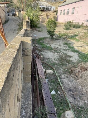 участок кызыл кия: 4 sot, Tikinti — 5