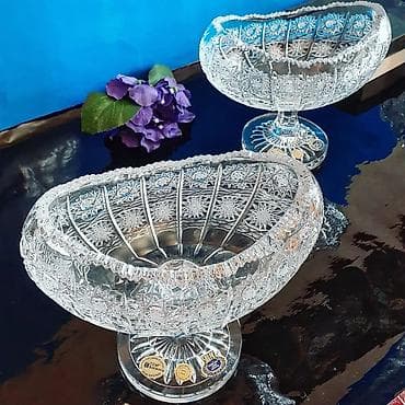 ag qapilar: Tom 2 eded boyuk konfet qabilar
cutu 260 azn — 2