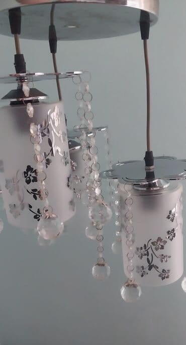 Qida məhsulları: Çılçıraq, 3 lampa — 1