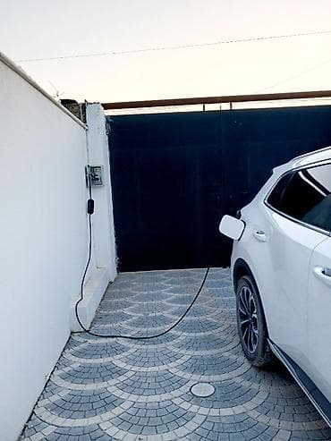 Bakı, Albalı, 93 kv. m, 3 otaqlı, Artezian quyusu, Kanalizasiya, Kombi