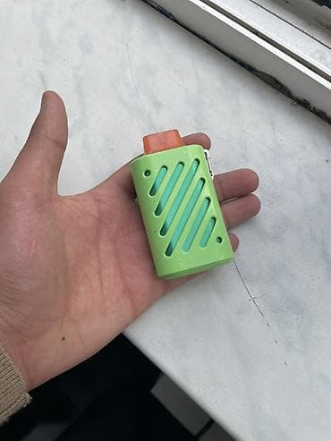 Vozol Kompakt elektron siqaret (disposable vape) - Rəng: açıq yaşıl