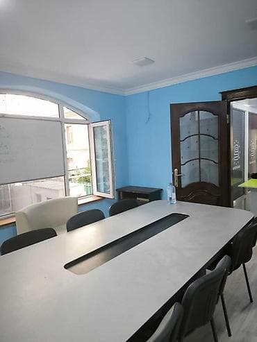 аренда под офис: İcarəyə verilir 6 otaqlı ofis 130 m², 28 May m. 🏢 Səməd Vurğun bağı — 6