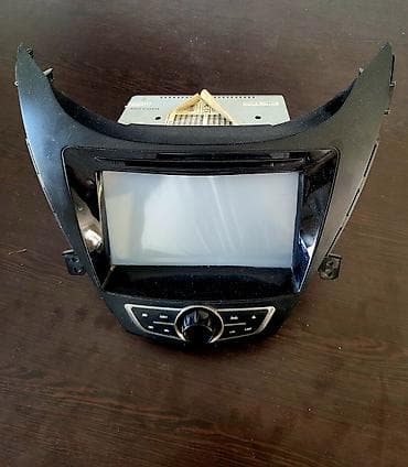 Avtomobil multimedia/naviqasiya başlığı (baş blok) - Ön panelə