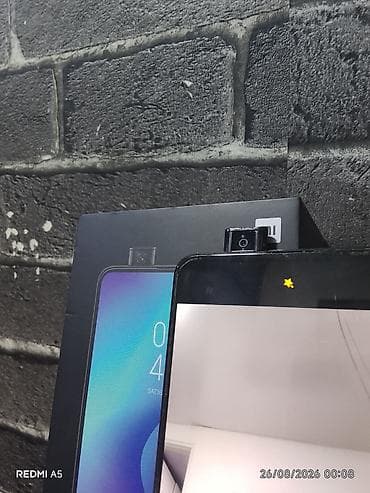 Xiaomi Mi 9T, 64 ГБ, цвет - Черный, 
 Битый — 5