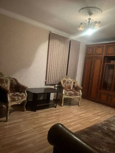 abşeron gənclər şəhərciyində 1 otaqlı evlər: Razində icra hakimiyyətinə yaxin 5 mertebeli binanın 4-cu — 6