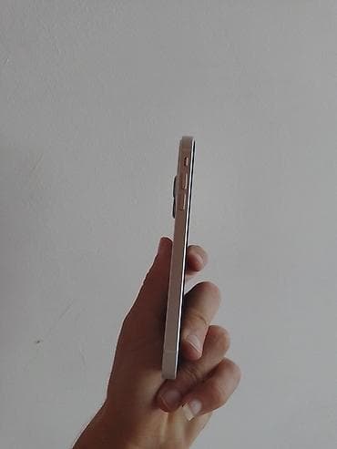 iphone 10 s: IPhone 17 Pro, 64 GB, White Titanium, Zəmanət — 4