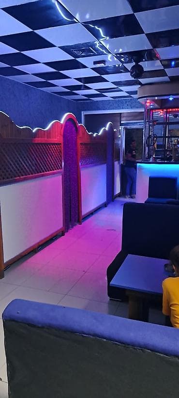 binəqədidə: KRISTAL Pub & Bilyard – ikimərtəbəli istirahət məkanı - Fasadda — 4