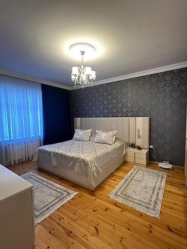 aff park: Qaraçuxur qəs. 5 otaqlı, 145 kv. m, Kredit yoxdur, Orta təmir — 3