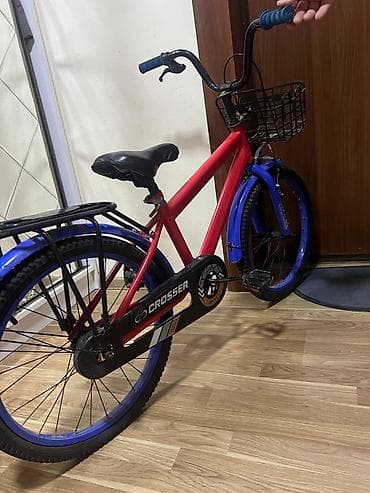 Velosiped satilir 18 likdir Qiymet 35 man Unvam;Məhəmmədi Araz