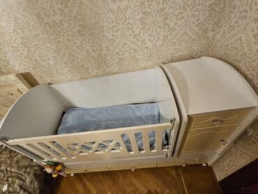 oğlan tortu: Oğlan və qız üçün, İşlənmiş, Dördbucaq, Beşik, Matras ilə, Yellənmə mexanizm ilə — 2