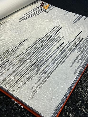 Müasir dizaynlı divar kağızı – metallik parıltılı abstrakt xətt lalafo.az -da Müasir dizaynlı divar kağızı – metallik parıltılı abstrakt xətt