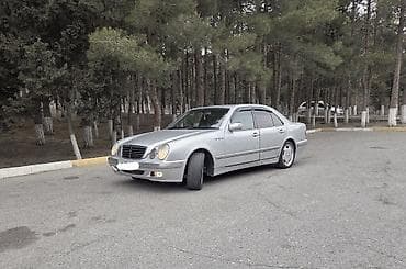 mersedes 190 ehtiyat hissələri: Mercedes-Benz E-Class sedan (W210, gümüşü rəng) Xüsusiyyətlər: - — 2