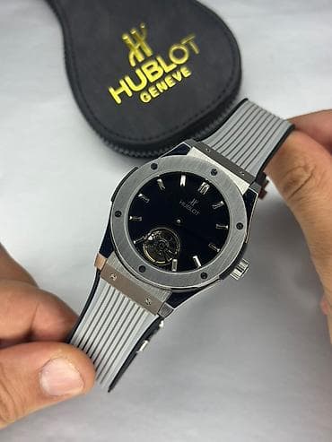 Hublot saat - Korpus: fırçalanmış və parlaq polad kombinasiyası, ön — 2