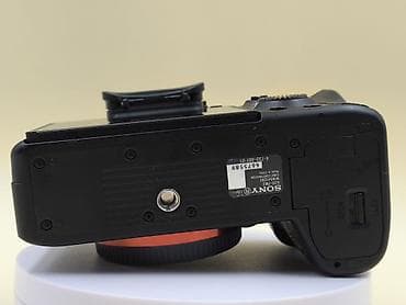 Sony Alpha a7 III (ILCE-7M3) tam kadr güzgüsüz fotoaparat və orginal — 10