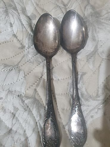 Məhsul: Naqişli metal qaşıq dəsti - Tərkib: Metal (gümüşü rəng — 2