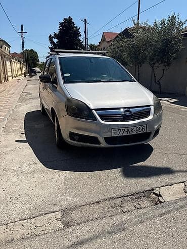 Opel Zafira: 1.9 l | Van/Minivan — 4