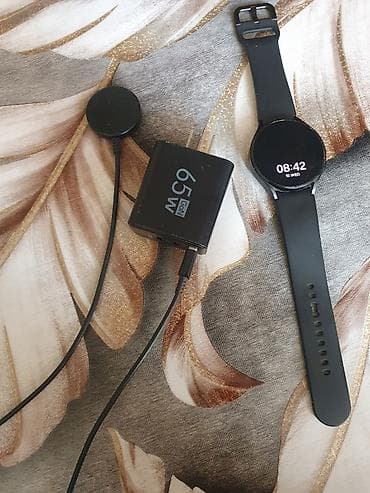 smart box: Samsung Galaxy Watch 4 (44 mm, Bluetooth) Saat çox səliqəli istifadə — 1