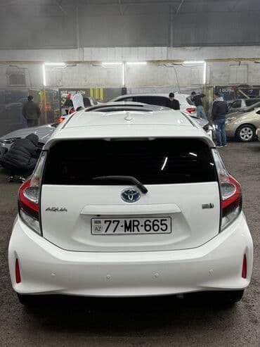 tofaş satışı: Toyota Aqua: 1.5 l | 2019 il Hetçbek — 2