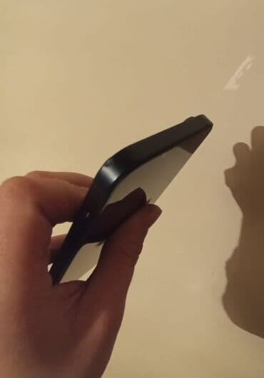 canon профессиональный фотоаппарат: IPhone 13, Черный — 3