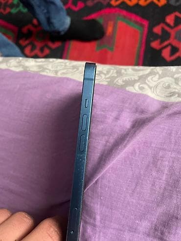 iphon xr: IPhone 13, Mavi, Face ID — 1